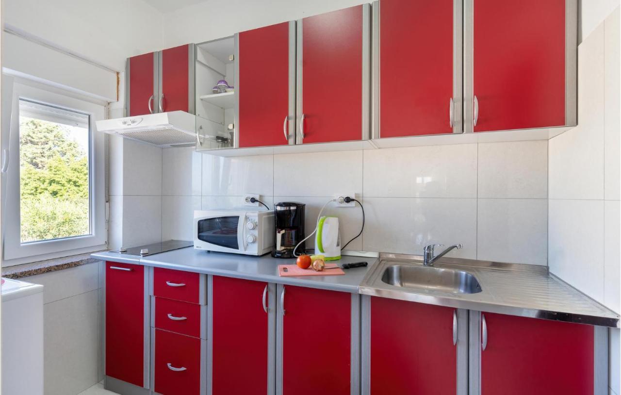 Cozy Apartment In Krk With Kitchen Krk Town Eksteriør bilde